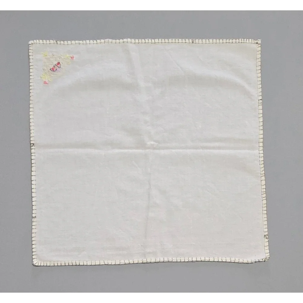Vintage Hand Embroidered Floral Napkins Set of 4 White Pink Green 15.5